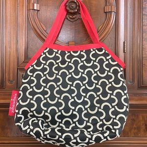 Red/black/white shoulder bag